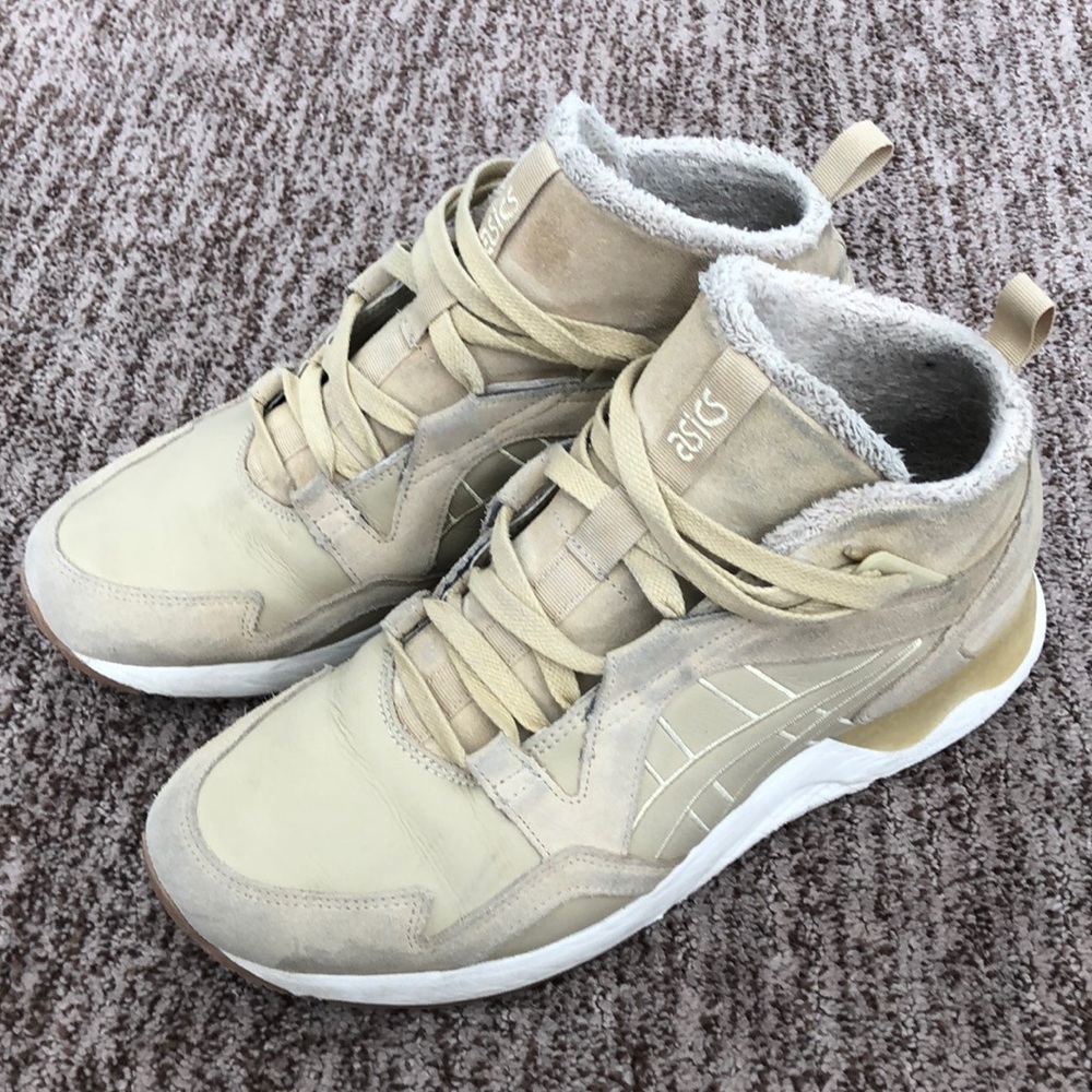 ASICS Sneakers